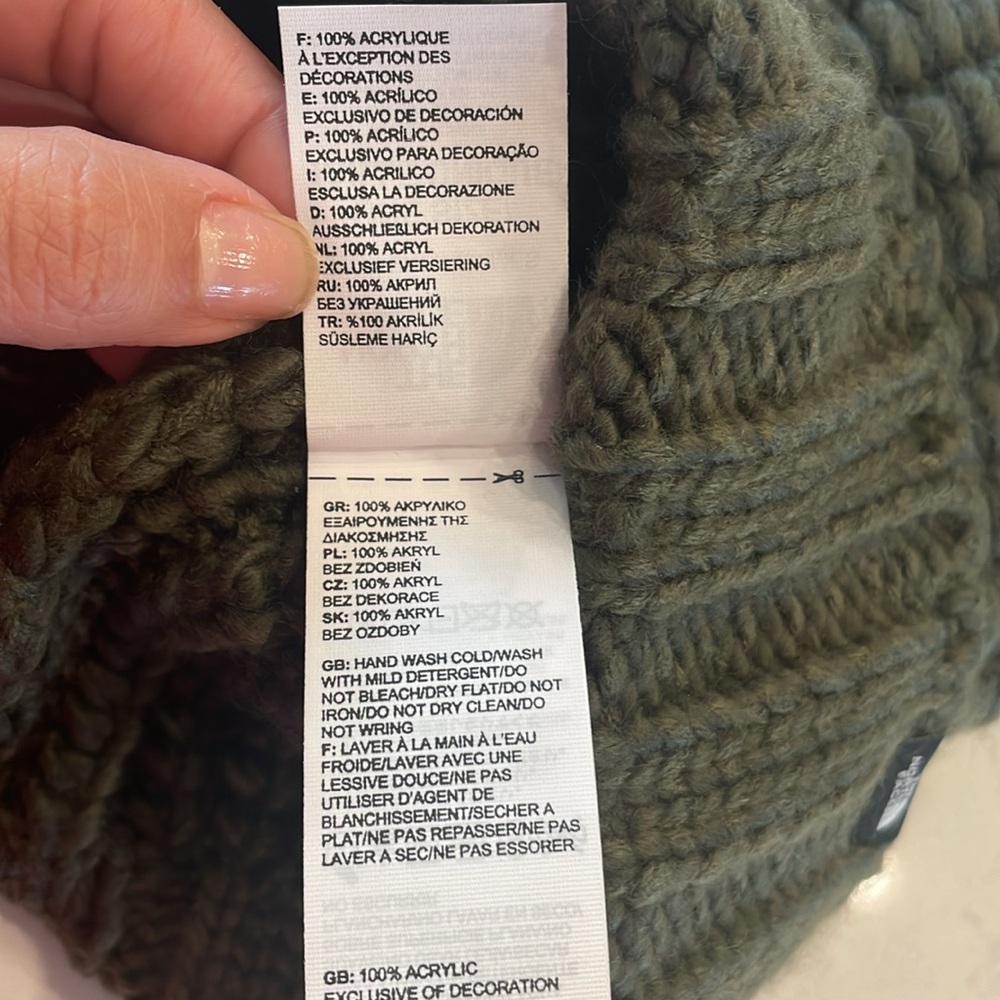 NWT 🔥THE NORTH FACE🔥 UNISEX COZY CHUNKY BEANIE - Picture 9 of 9